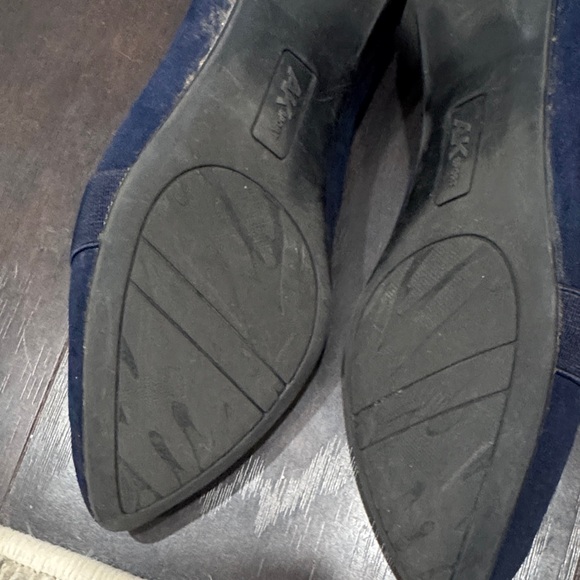 Anne Klein Navy Embellished Flats | Good Used Condition - Picture 7 of 15